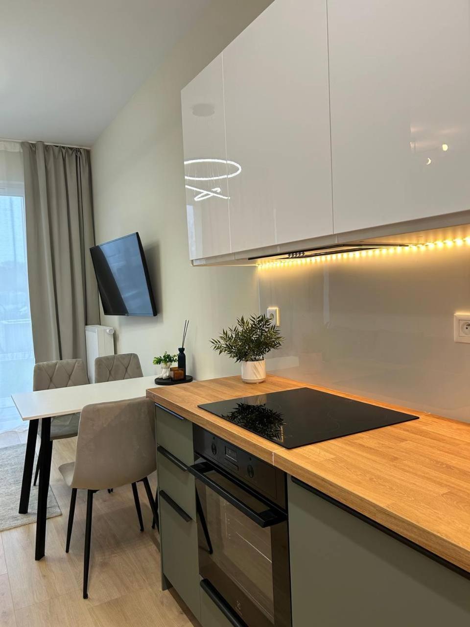 Warsaw Airport Apartment Dış mekan fotoğraf